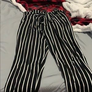Cute pants! Dressy or casual! Never worn